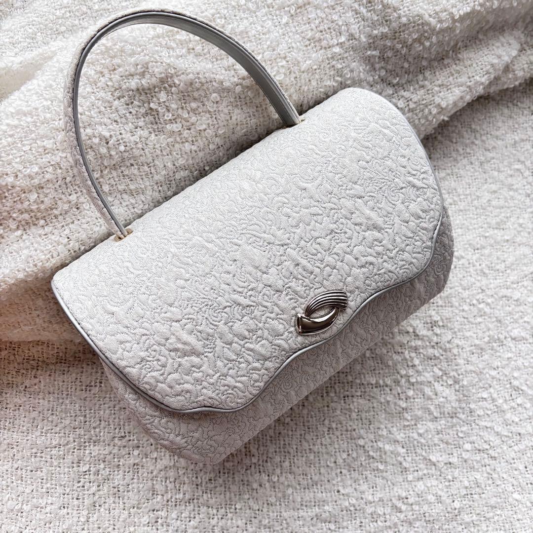 【nana】美品・豪華金糸風　総レース・成人式振袖フルセット