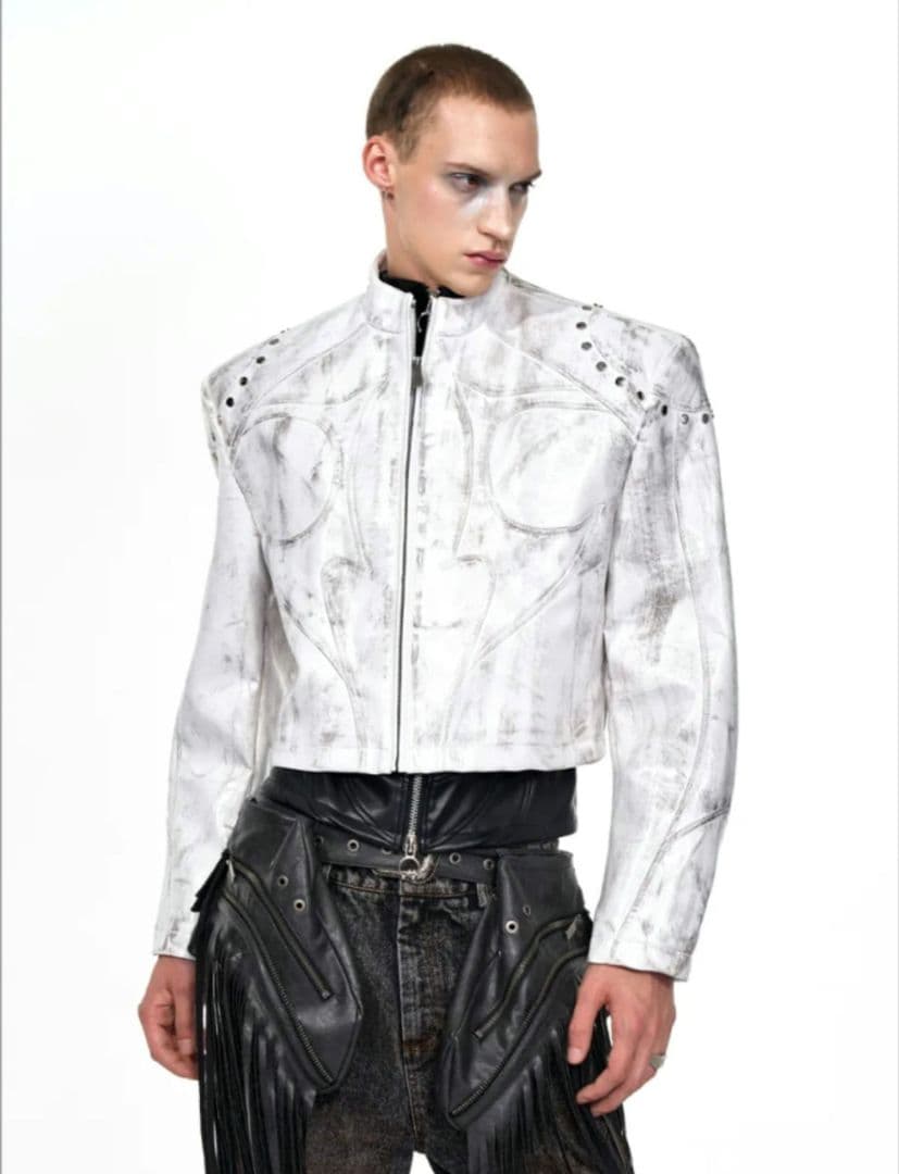 STARTEXCEEDEND ショートフェイクレザージャケット 肩パッド付き