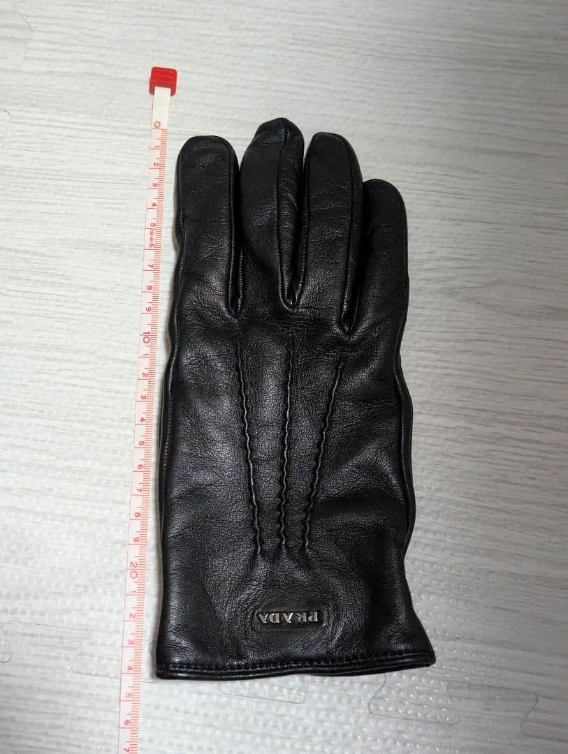 PRADA レザー手袋 ブラック