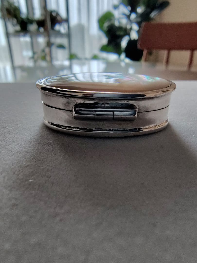 【100】agete シルバー ピルケース 非売品 ミニブック付