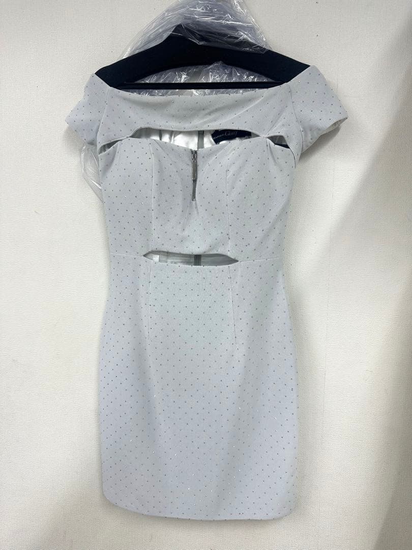 GL3710 オフショル　半袖ローブドフルールグロッシー　sugar ドレス