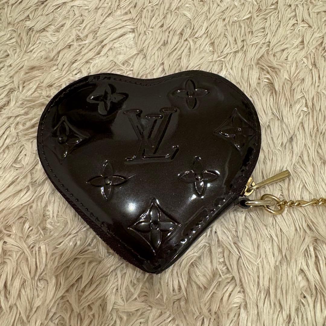 ルイ・ヴィトン ハート型ケース