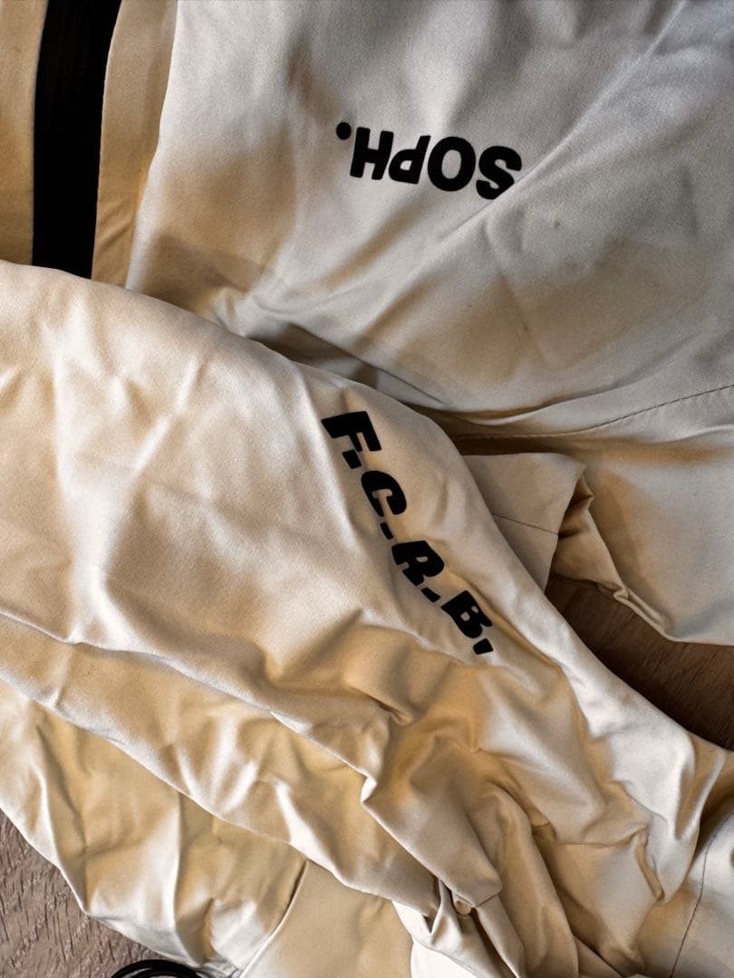 F.C.Real Bristol ジャケット・パンツセットS レインウェア