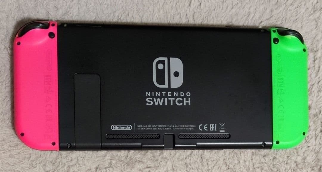 Nintendo Switch スプラトゥーン2モデル 本体と充電器のみ