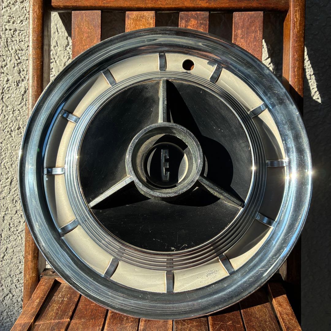 希少品！アメリカヴィンテージアメ車ホイールキャップ　USAガレージ/50s60s