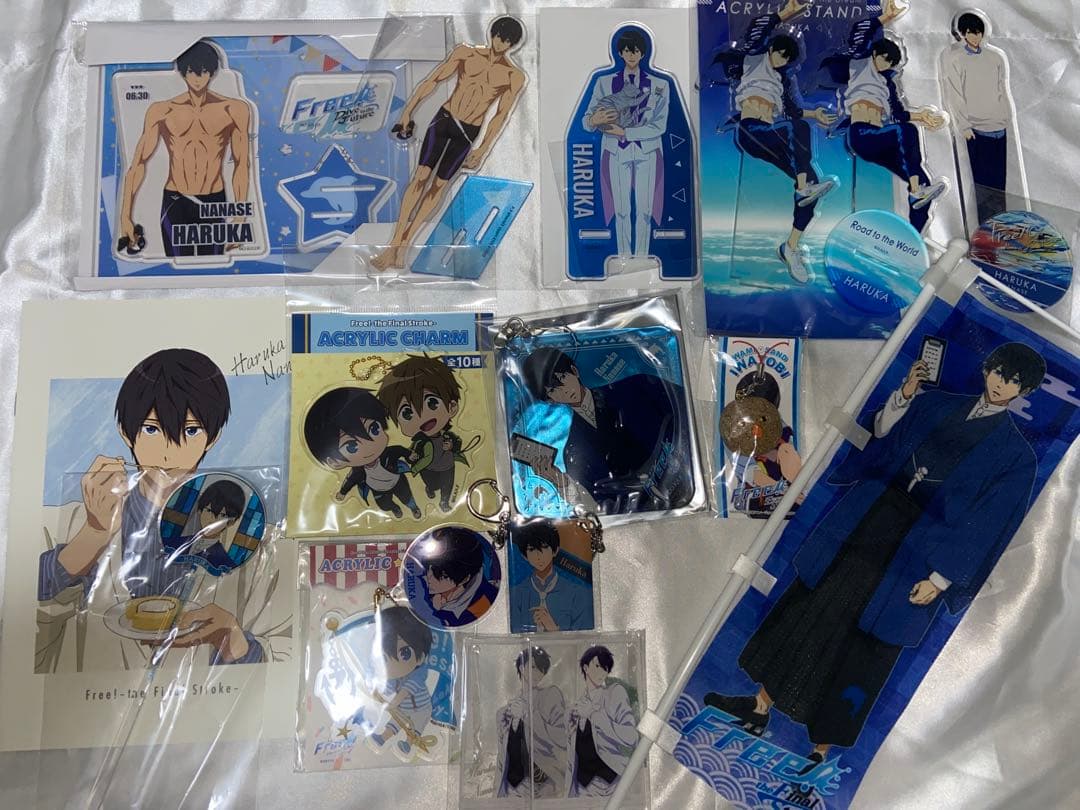 Free! 七瀬遙 まとめ売り 缶バッジ アクスタ 他
