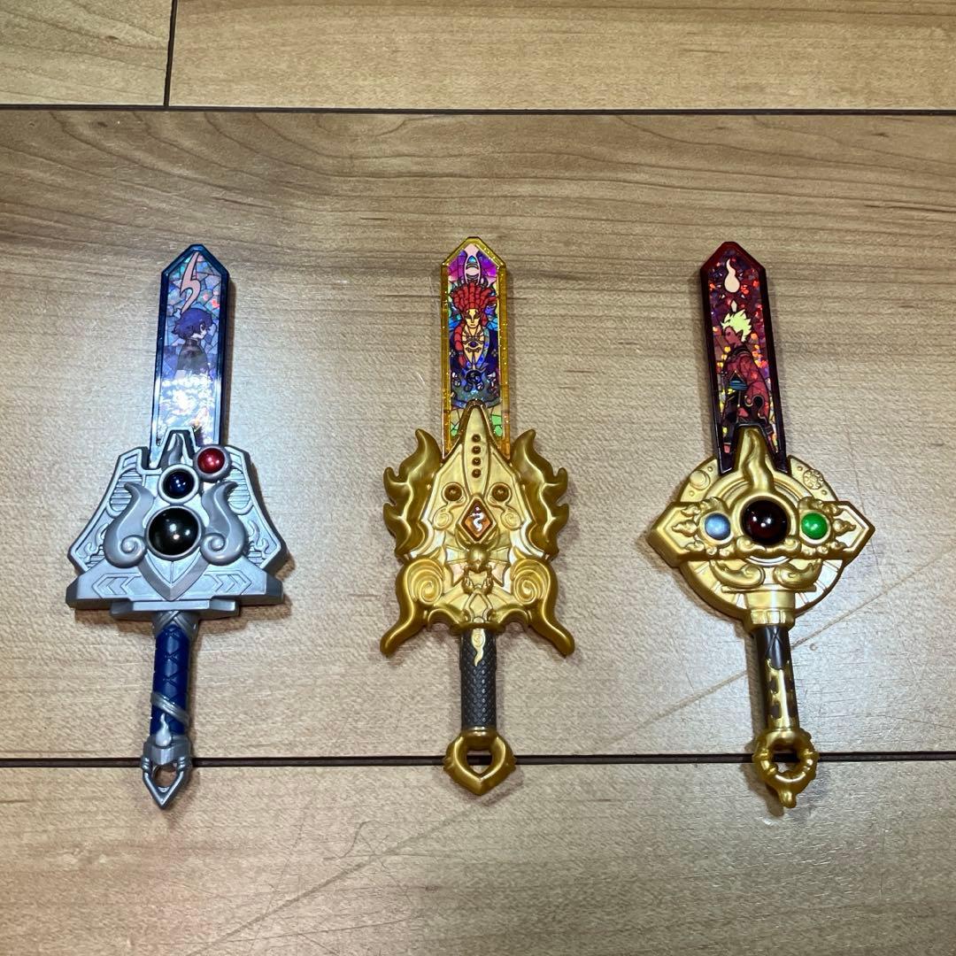 妖怪ウォッチY学園グッズ（43点）メダル、ウォッチ、妖聖剣