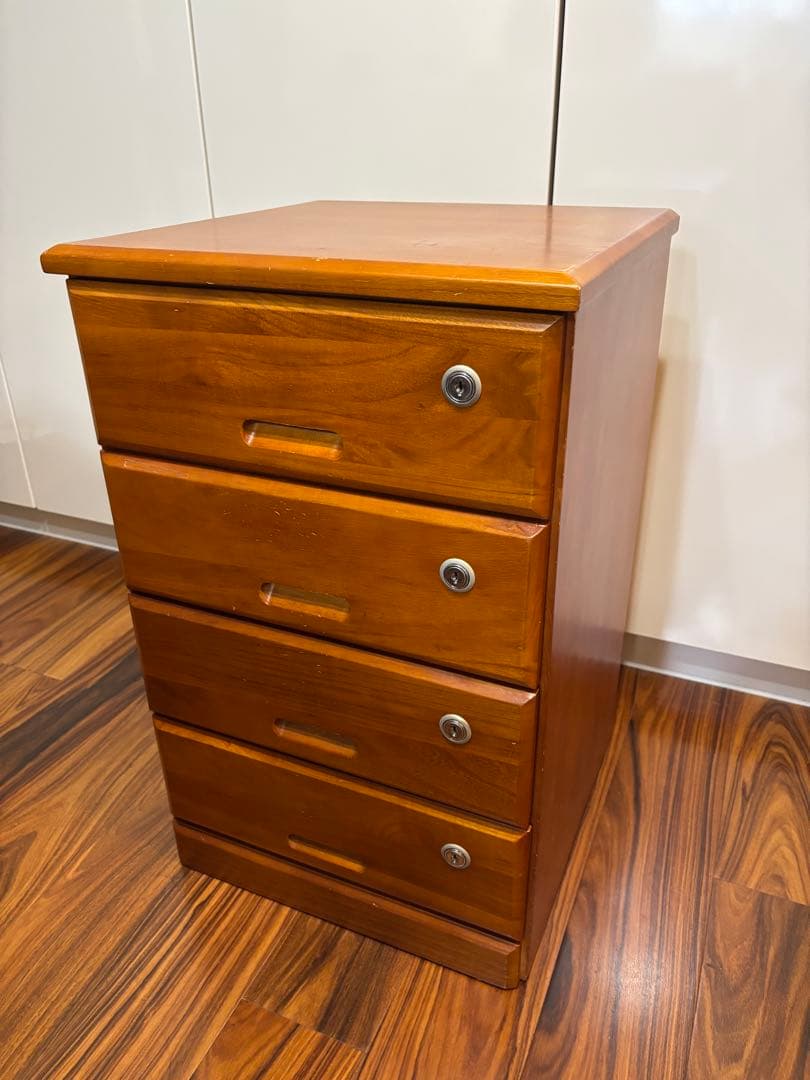 木製 4段袖机 キャスター付き 鍵付きチェスト 幅39cm ラッカー塗装