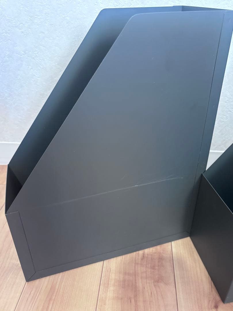 PACIFIC FURNITURE SERVICE ファイルストレージ