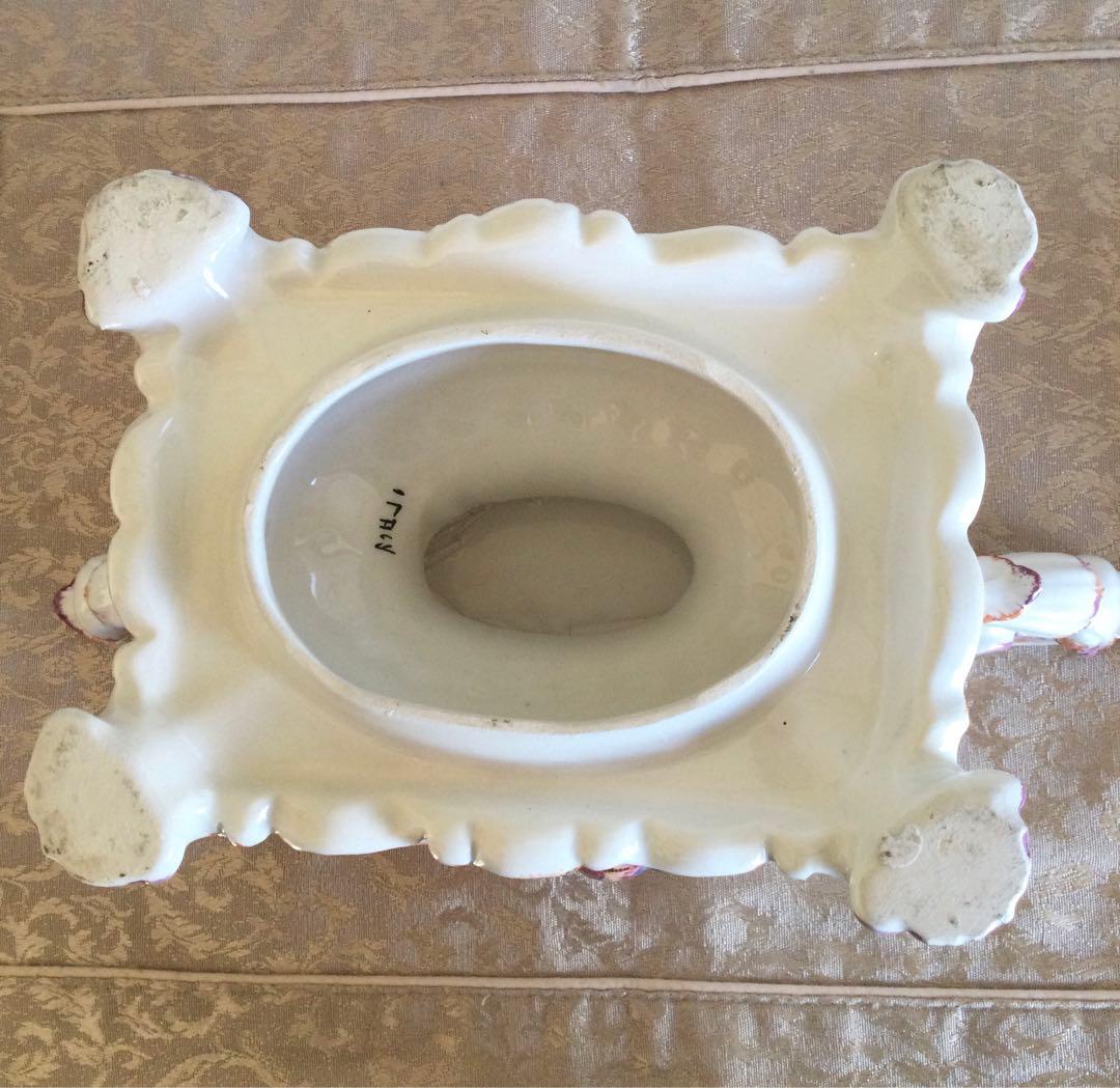 ヴィンテージ　イタリア製チュリーン　インテリアとしても　蓋付き容器　スーピエール