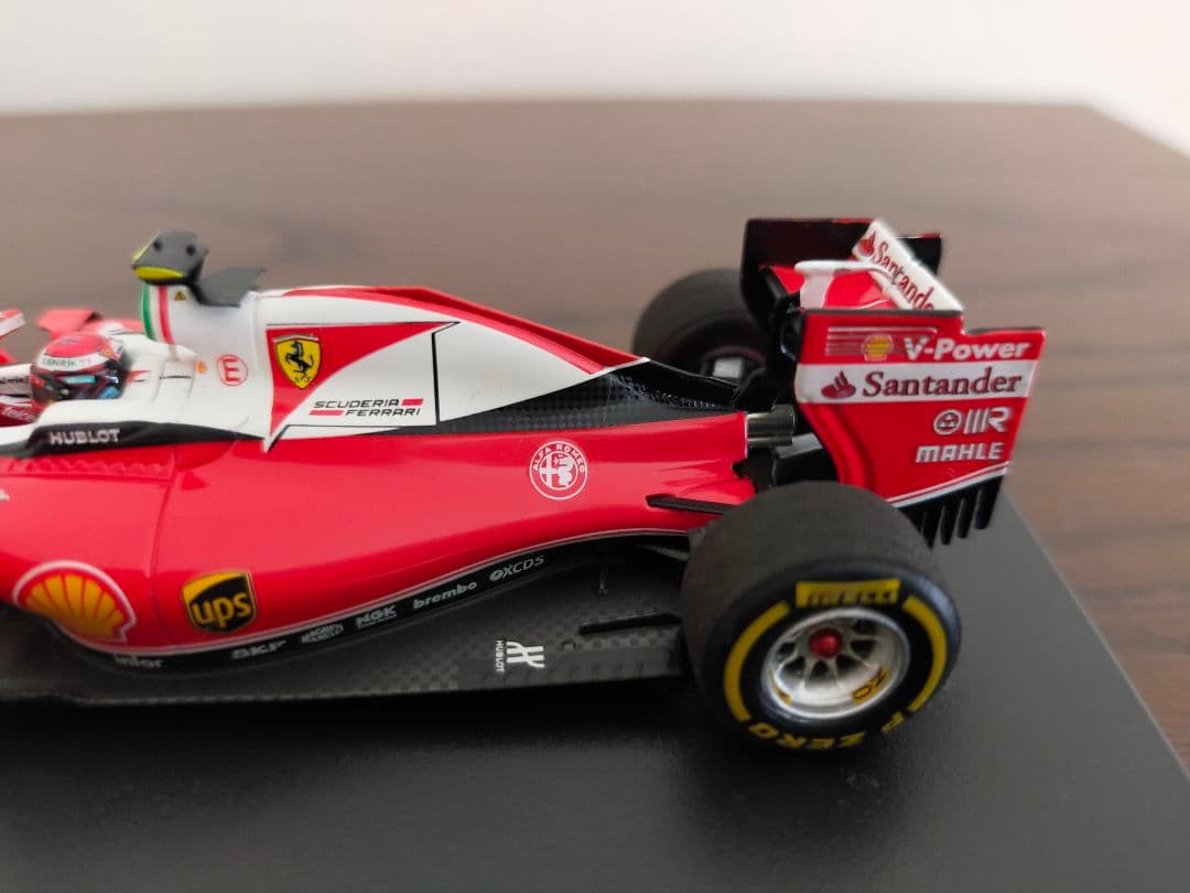 【専用品】ルックスマート 1/43 フェラーリ SF16-H キミライコネン