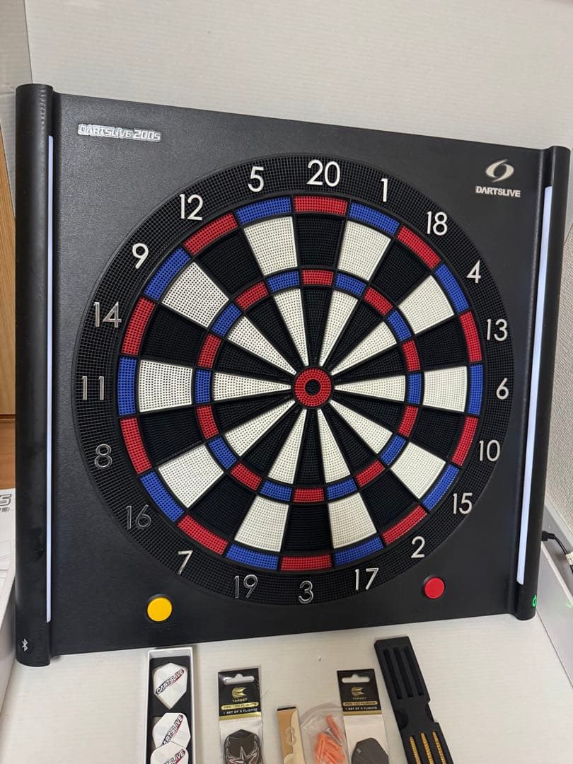 DARTSLIVE-200S 電子ダーツボード　スマートフォン連動ホームダーツ