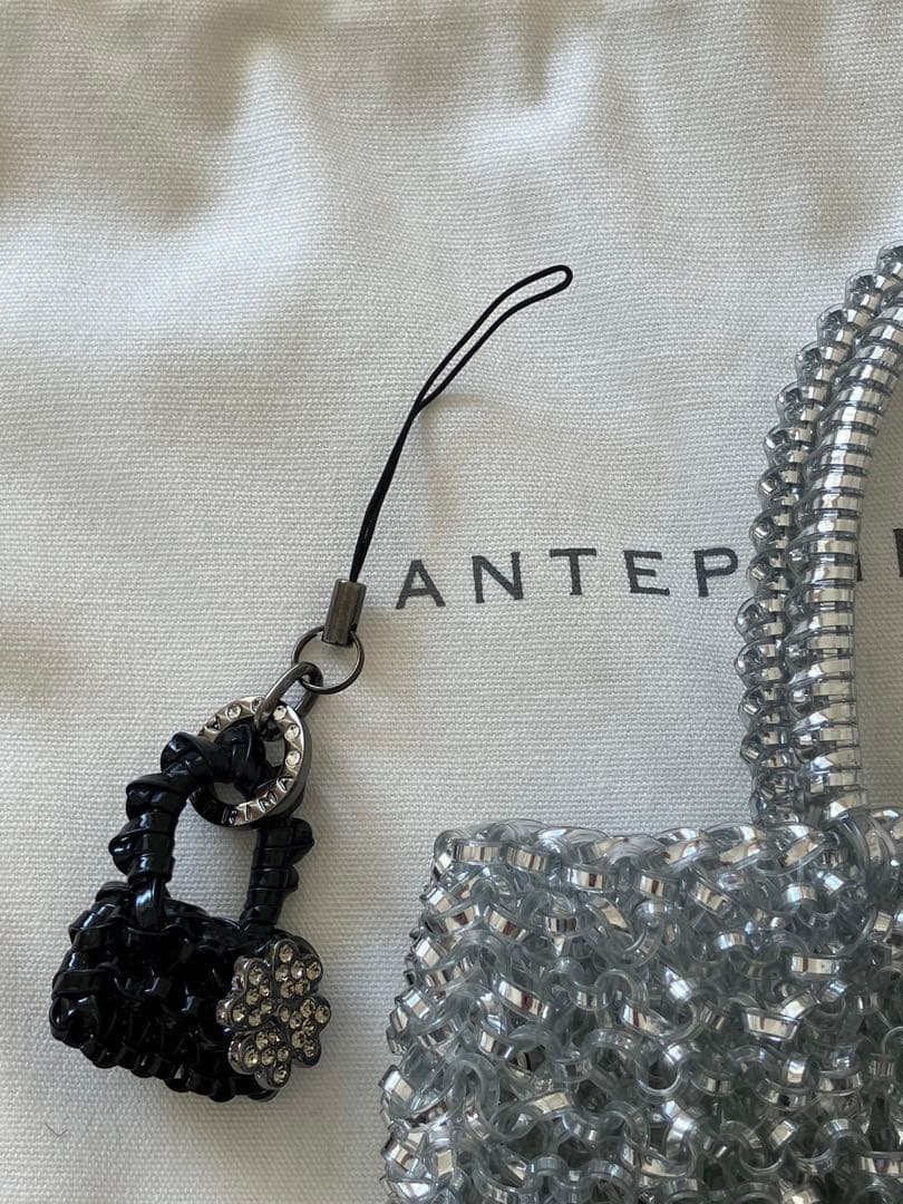 アンテプリマ　ミニアトゥーラ　シルバー　チャーム付き