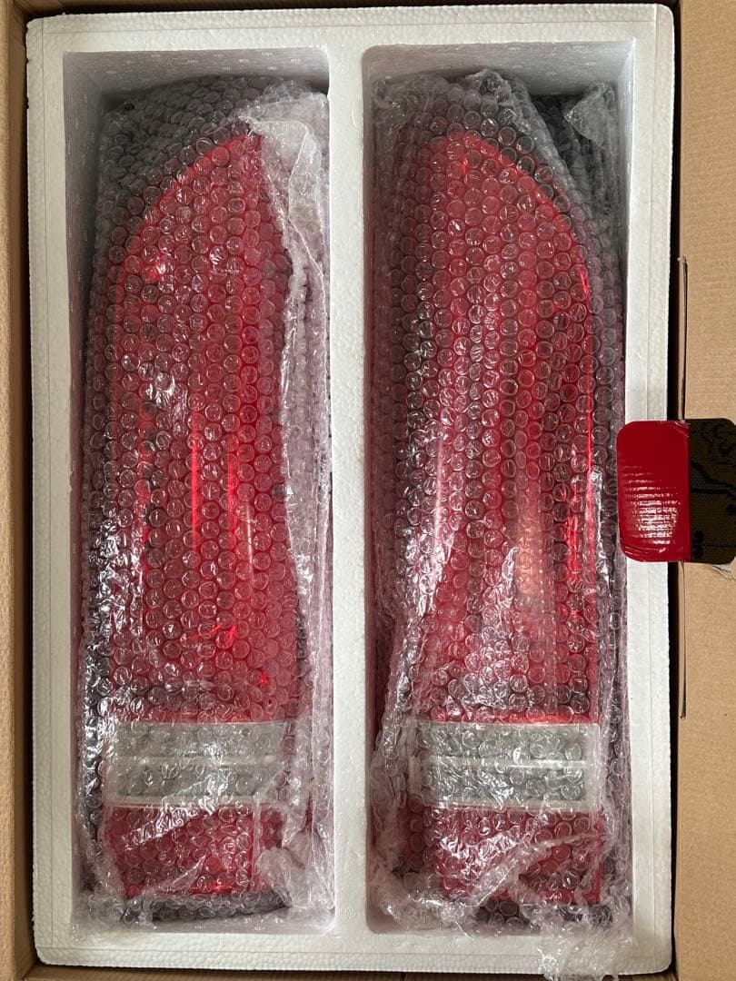 Valenti LEDテールランプ TYPE 3 ハイエース200系