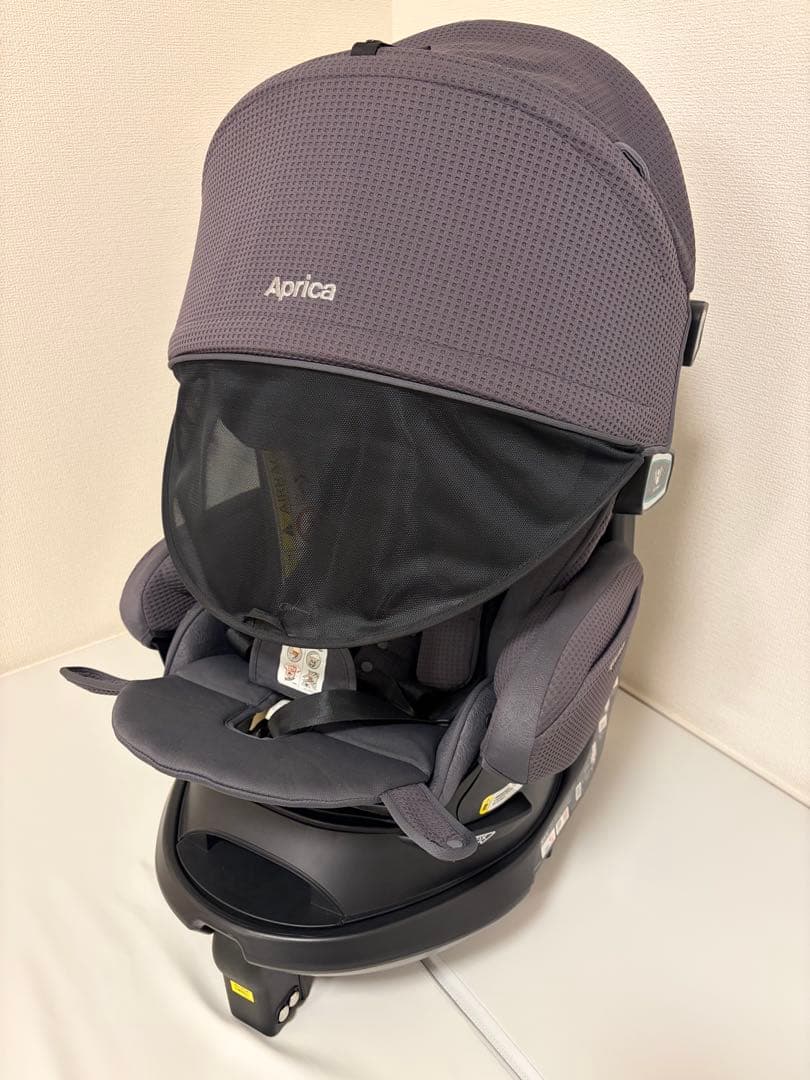 Aprica チャイルドシート フラディア グロウ