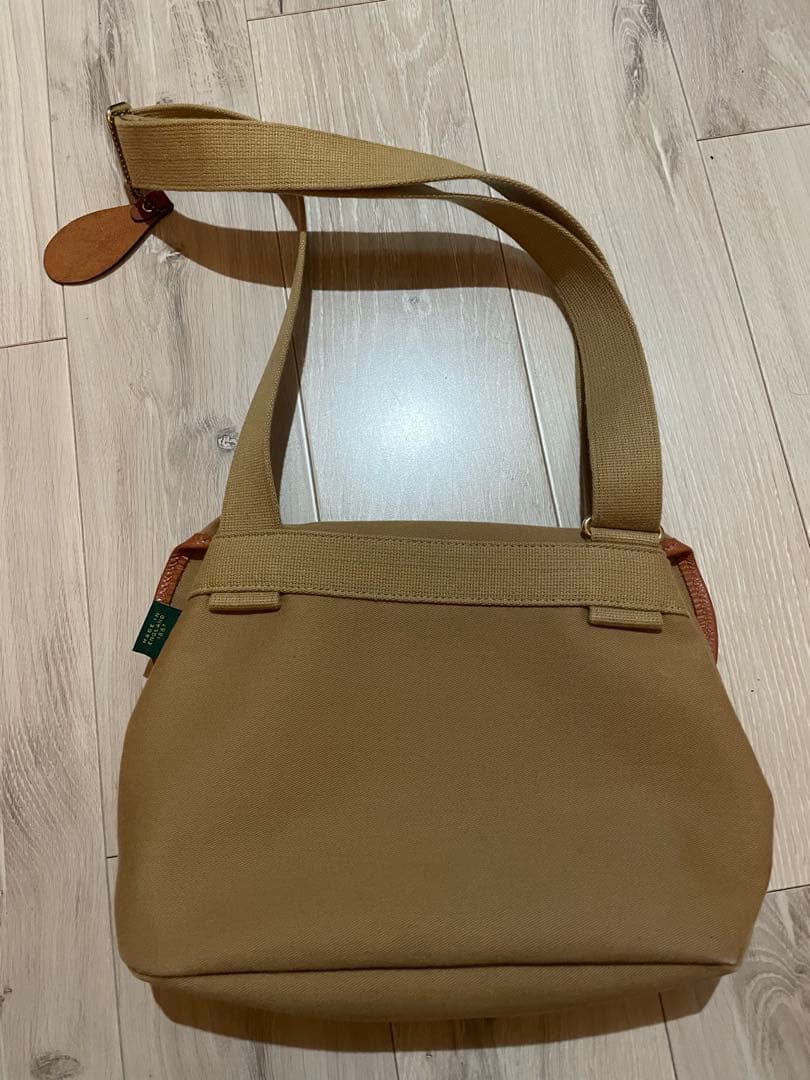 brady ブレディ　AVON カーキ　bshop