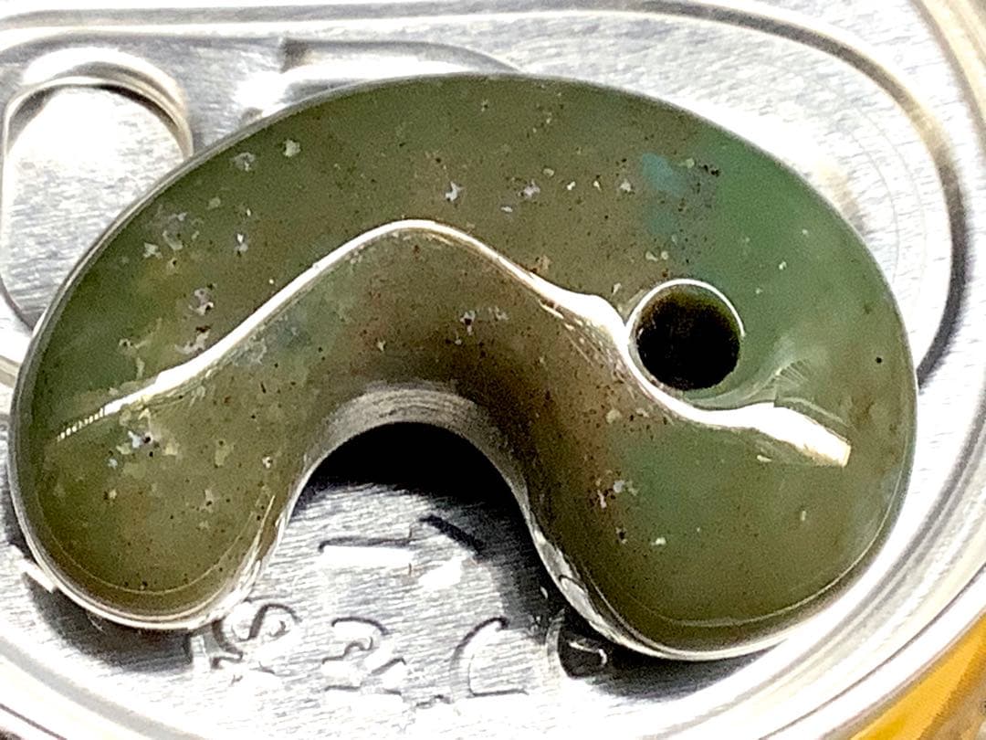 ⭕️幻の勾玉‼️ 佐渡の岩谷五色勾玉　何処にも無い斑点紋様　外部鑑定鑑別書付　極上品