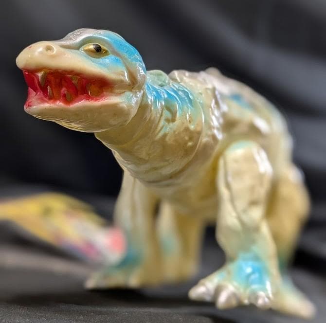 ステゴン「帰ってきたウルトラマン」登場怪獣（ブルマァク復刻）ソフビフィギュア