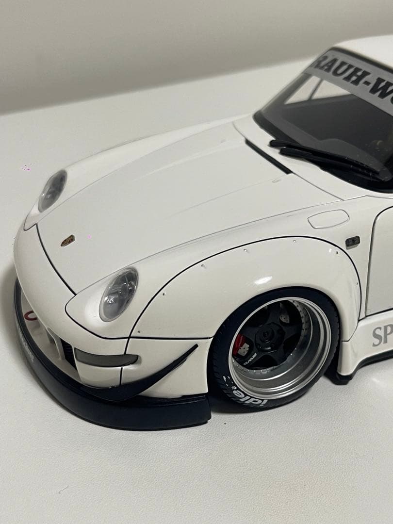 AUTOart オートアート　1/18 ポルシェRWB 993