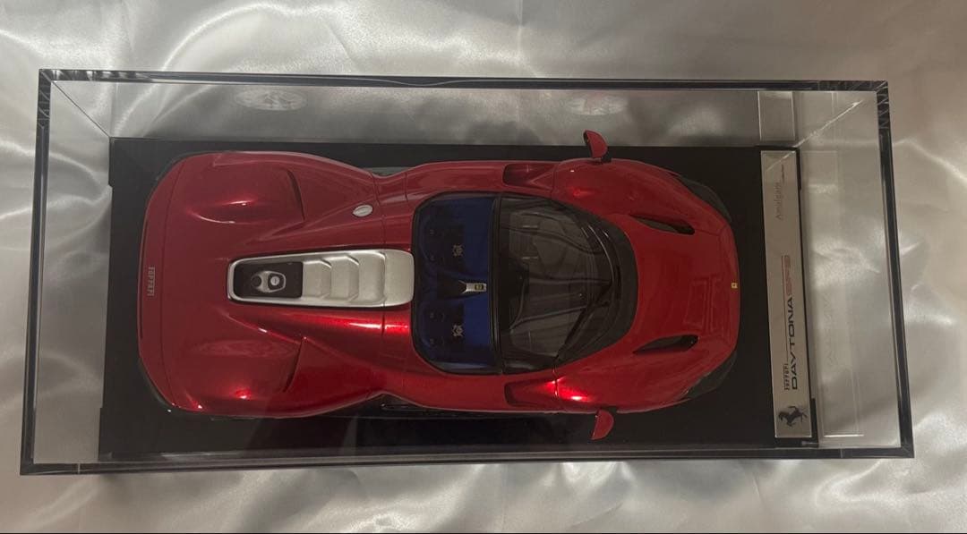 ミニカー amalgam FERRARI DAYTONA SP3 1/18