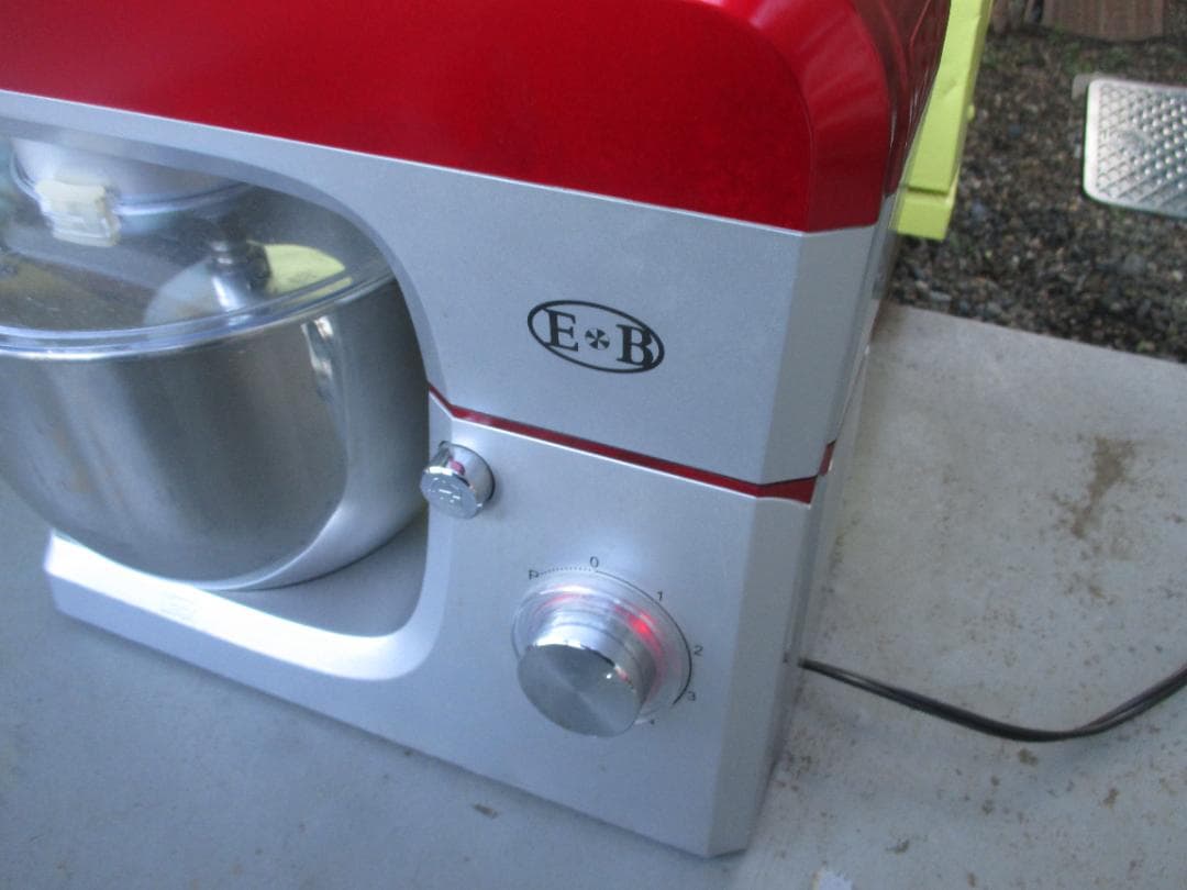 ★E&B 　ミキサー 　赤 シルバー　 ステンレスボウル　EB-1701X
