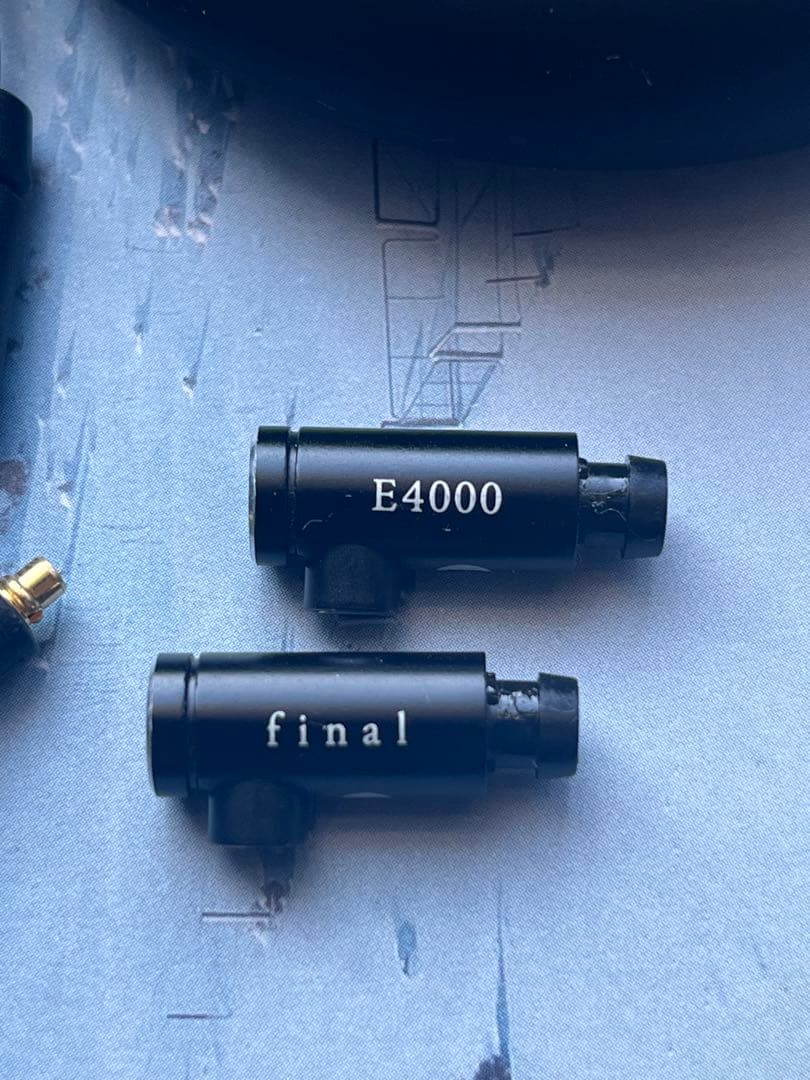 イヤホン final E4000