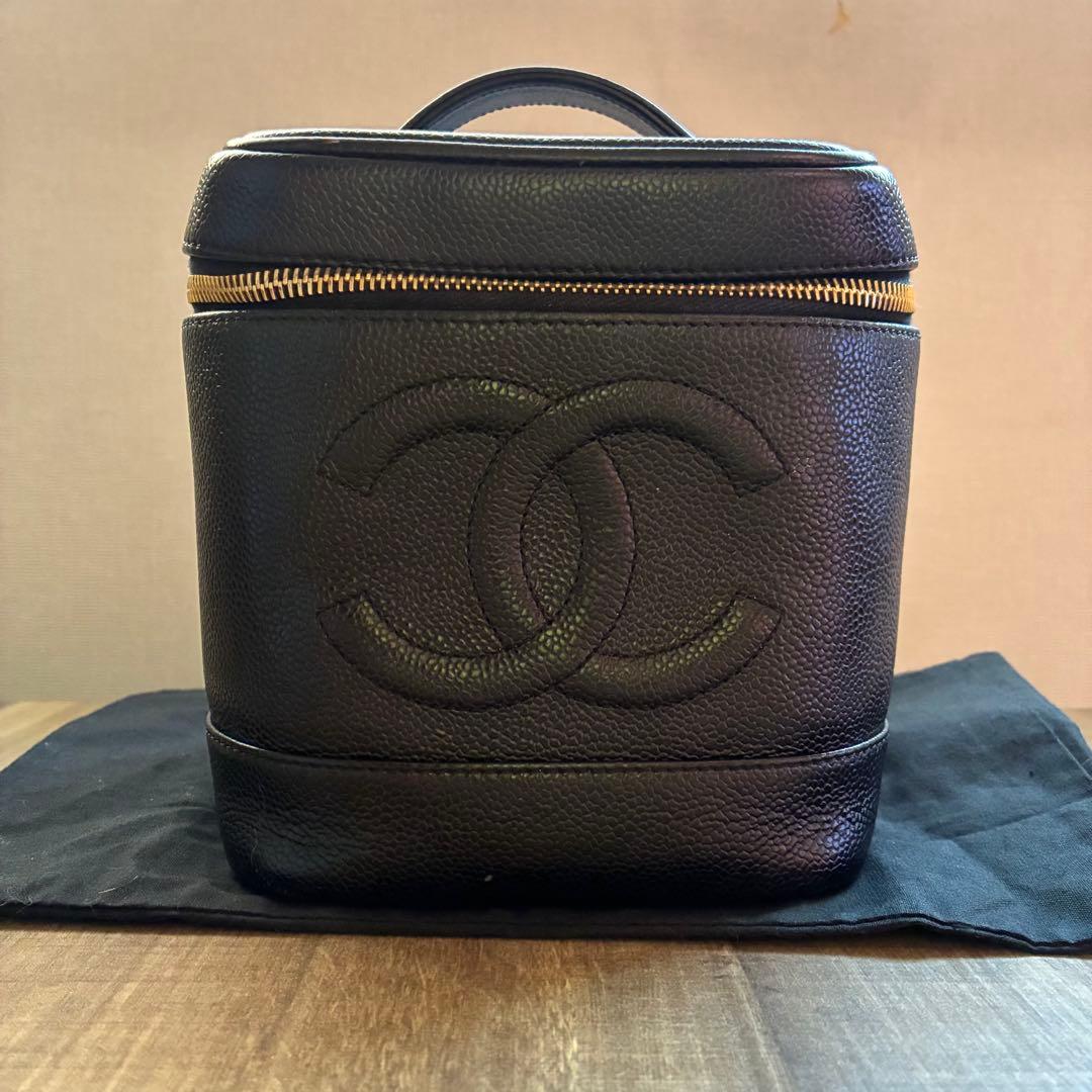 CHANEL キャビアスキン　バニティバッグ　ココマーク　ブラック