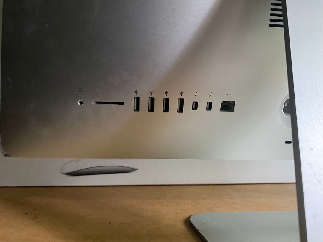 iMac 21.5 Mid 2014 i5 8G 512G LEDバックライト