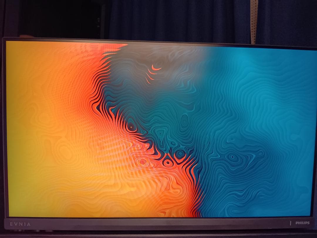 PHILIPS EVNIA ゲーミングモニター 　24.5インチ　240Hz