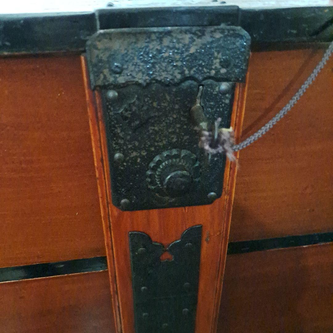 明治時代箪笥　珍品時代鍵付　欅箪笥　四段　金庫引出二段　時代金具　隅に金具止