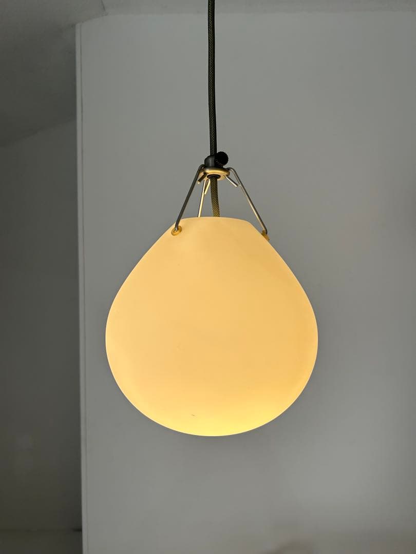 ポールヘニングセン　モザー　ペンダントライト　φ18.5センチ　デンマーク製