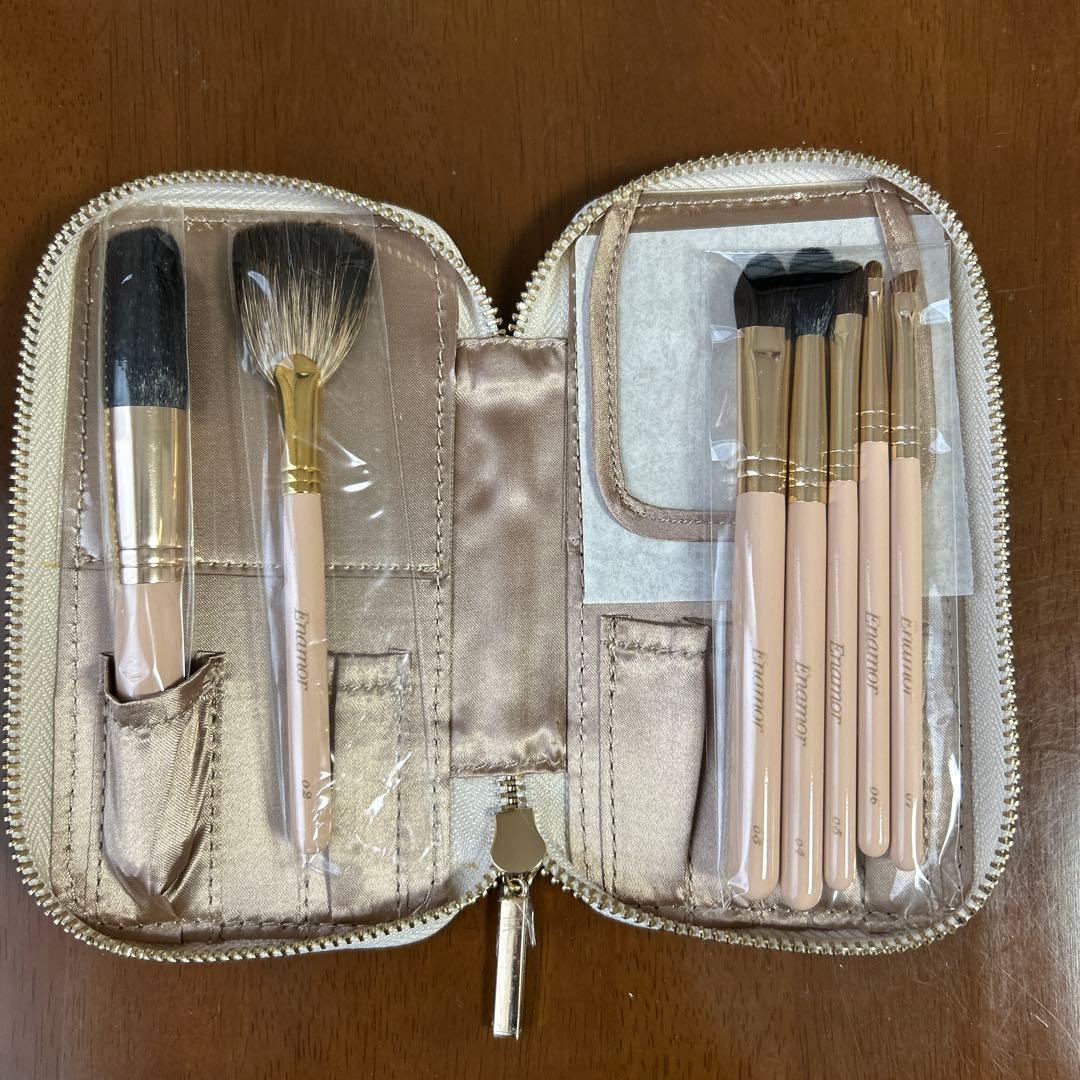 Enamor メイクブラシセット 7本とケース