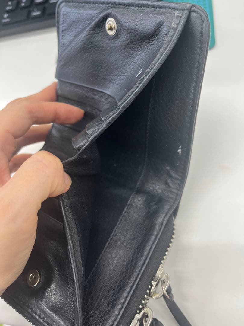 BALENCIAGA ブラックレザー 二つ折り財布
