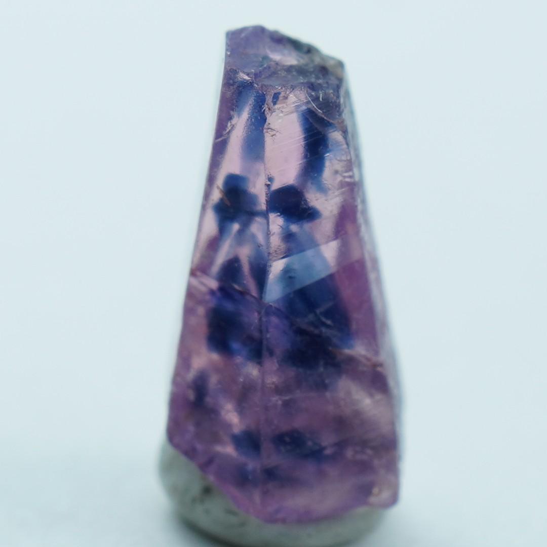 ウインザサファイア　結晶　タンザニア産