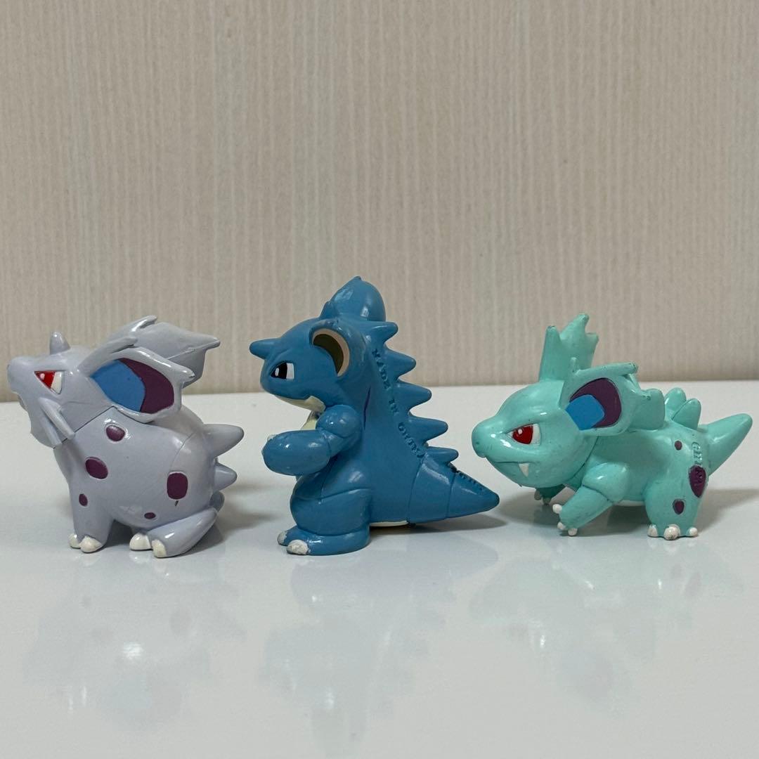 ポケモン モンコレ ニドラン♀ ニドリーナ ニドクイン 美品 希少