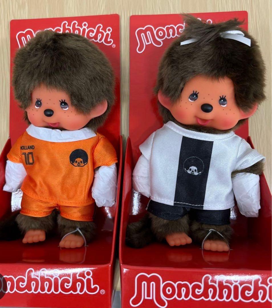 新品 ⭐️海外限定 ⭐️モンチッチ ⭐️サッカー 2体セット⭐️ドイツ⭐️オランダ