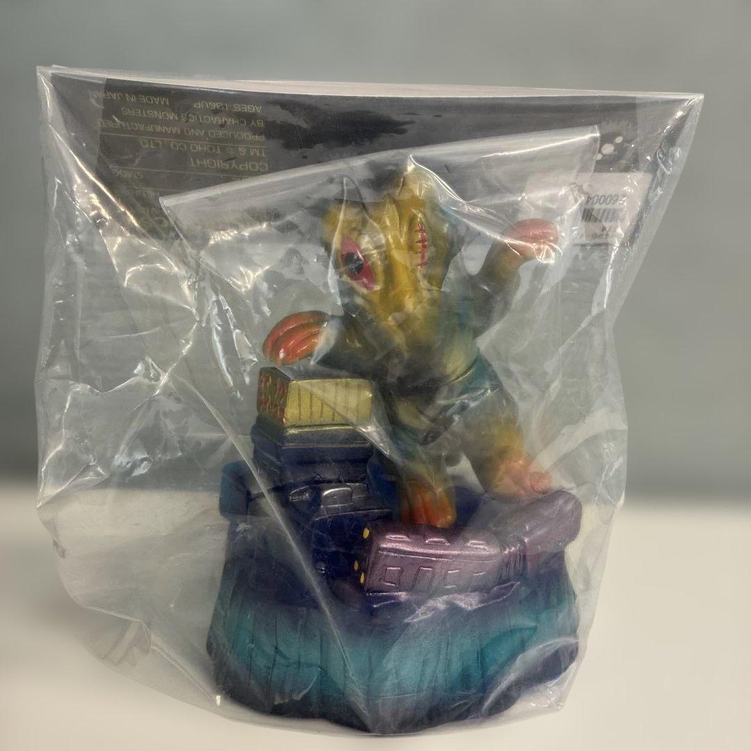 Charactics 夜遊びヘドラ キャラクティックス ソフビ 未開封品