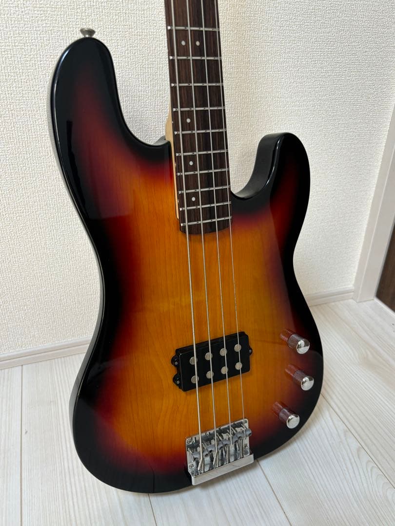 Laid Back エレキベース