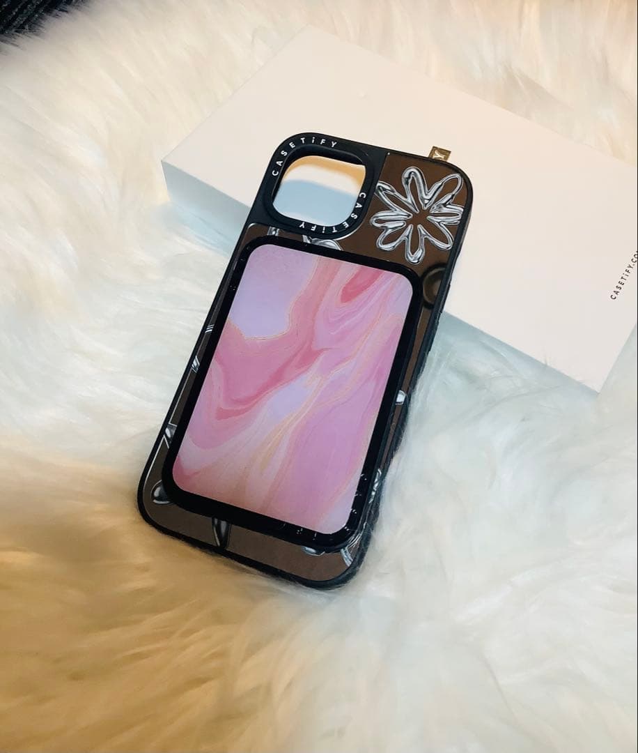CASETiFY iPhone15星型デザイン(スマホスタンドカードケース付)