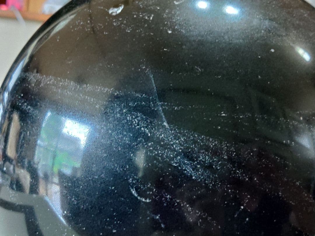 ブラックストーン　自然石　まん丸石　かわいい黒石　漆黒の岩石　ピカピカ黒丸石