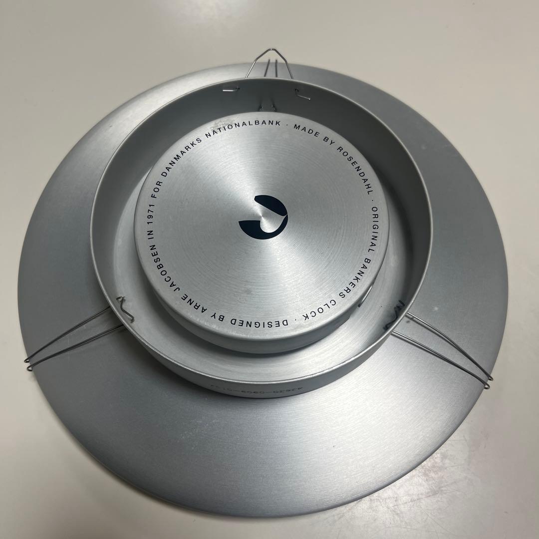 アーネ・ヤコブセン デザイン 掛時計