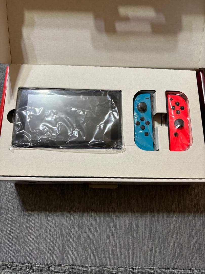 ニンテンドースイッチ　switch 64GBSD付