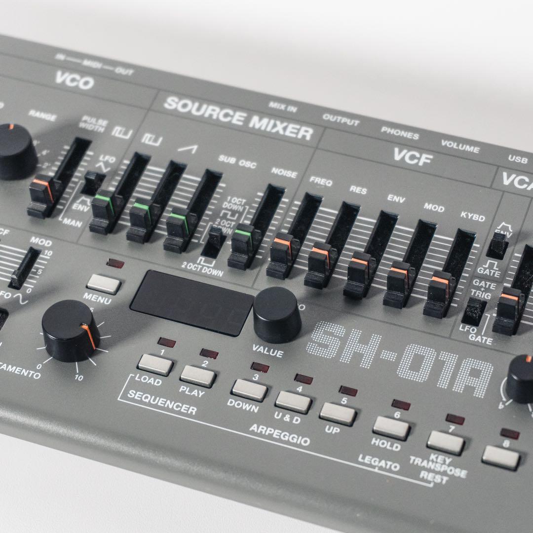 Jonny Roland SH-01A シンセサイザー SH-101