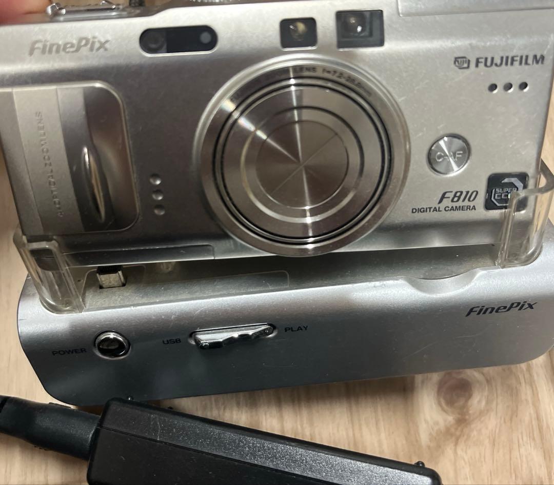 ジャンク品　FUJIFILM デジタルカメラ　F810 FinePIx