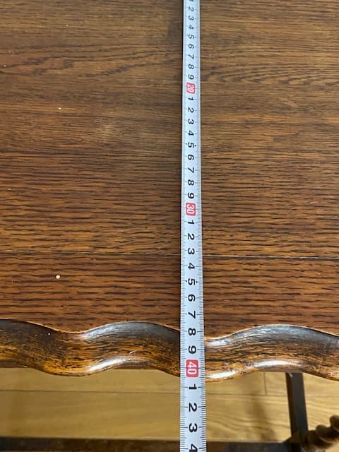 イギリス　アンティーク　ツイストレッグテーブル　オケージョナルテーブル