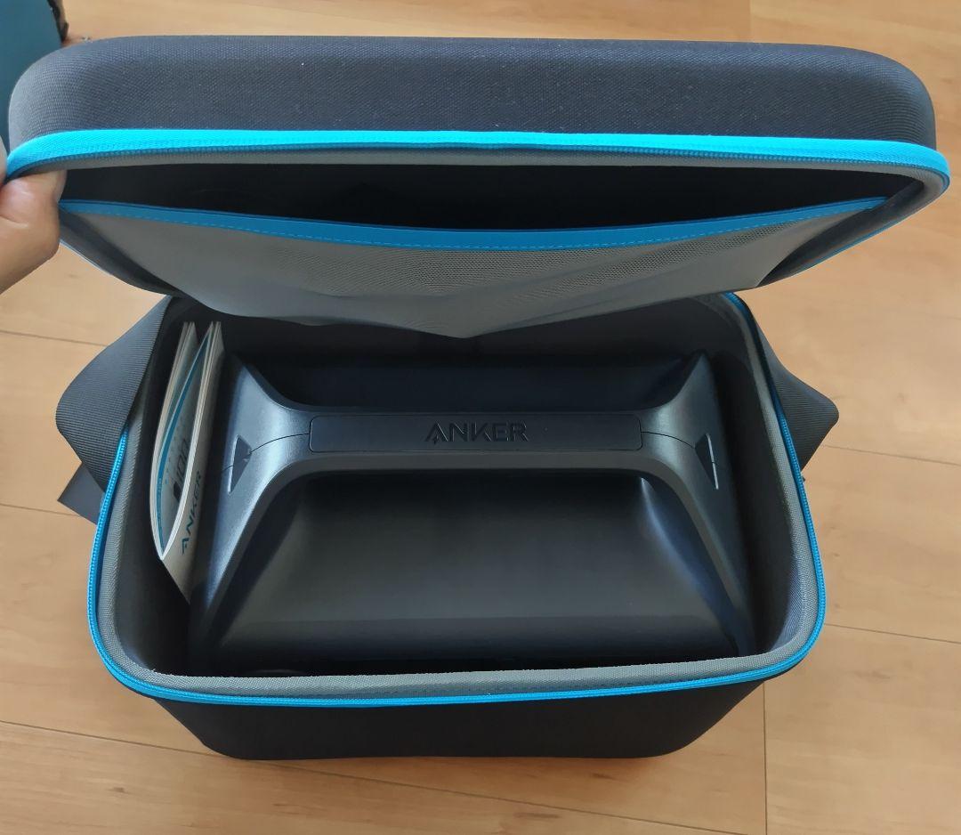 ANKER ポータブル電源とキャリーバッグ