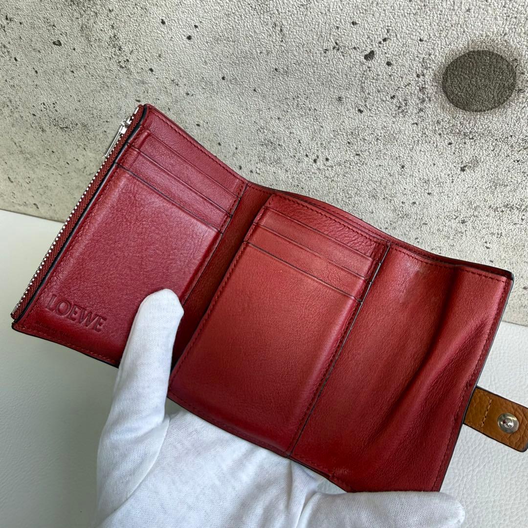 ま*ん様 LOEWEロエベ バーティカル ウォレット 3つ折り 折りたたみ財布