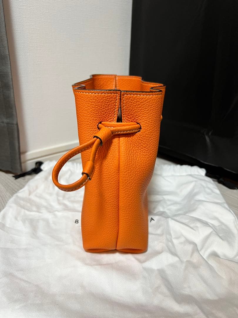 ボナベンチュラ　エマバッグ　オレンジ　ショルダー　クロスボディ