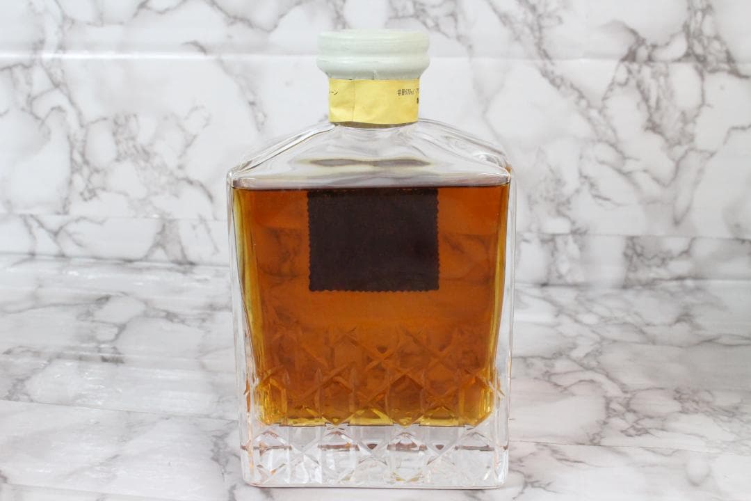 ♡SUNTORY WHISKY IMPERIAL ボヘミアガラス 栓・箱付き