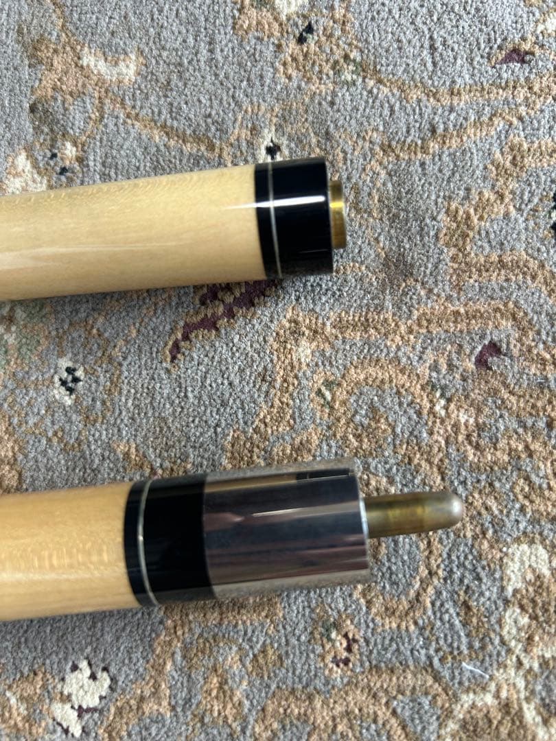 ルカシー　ビリヤードキュー（美品） Lucasi + Adam社ハードケース付